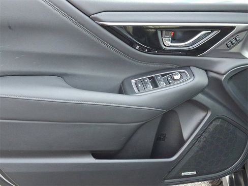 Certified 2025 Subaru Outback Limited image 14