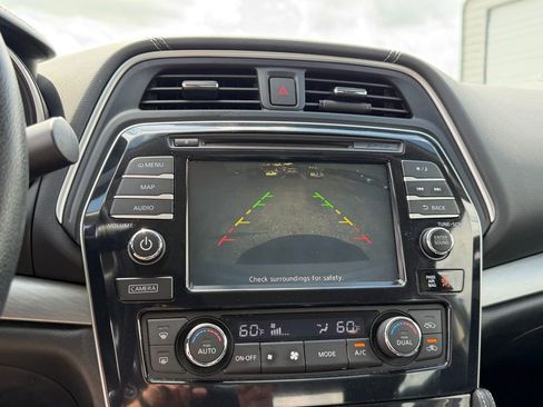 Used 2016 Nissan Maxima 3.5 SV image 22