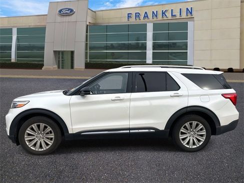 Used 2022 Ford Explorer Limited w/ Limited Technology Package image 4