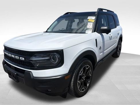 Used 2025 Ford Bronco Sport Outer Banks w/ Outer Banks Tech Package+ AWD/4WD image 7