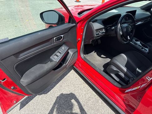Used 2024 Honda Civic Sport image 12