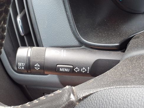 Used 2015 Chevrolet Colorado Z71 AWD/4WD image 16