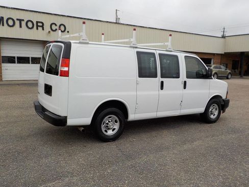 Used 2020 Chevrolet Express 2500 w/ Driver Convenience Package image 5