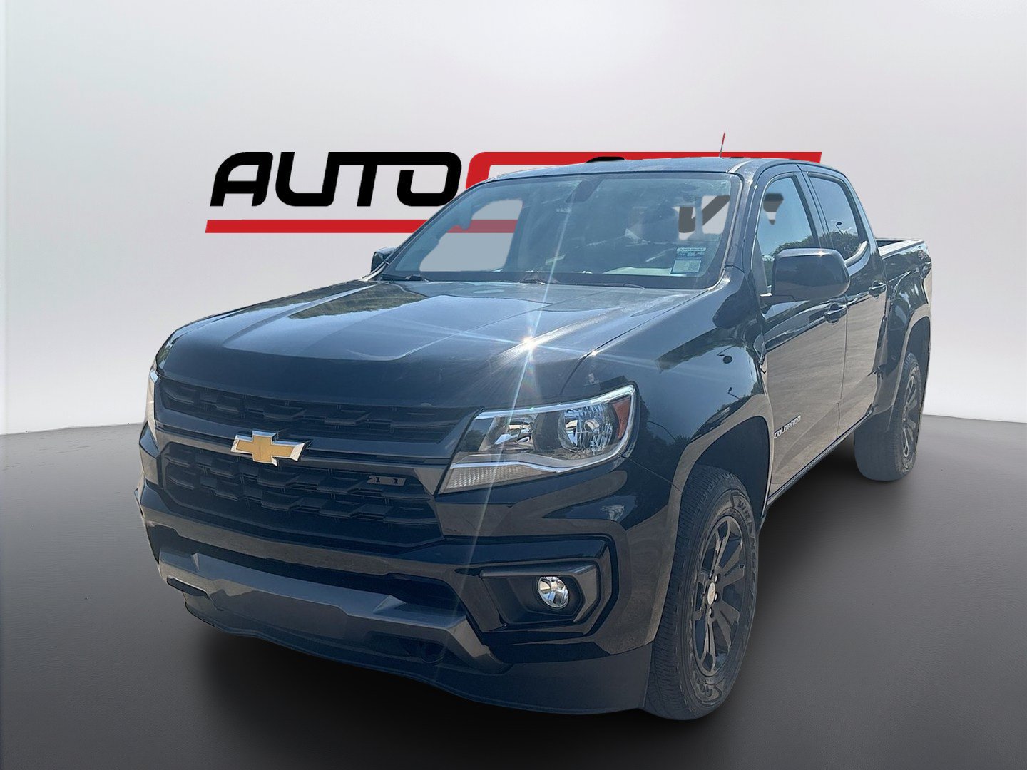 Used 2022 Chevrolet Colorado LT w/ LT Convenience Package AWD/4WD image 3