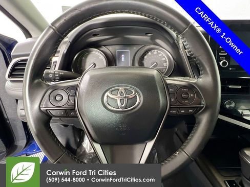 Used 2024 Toyota Camry SE image 8