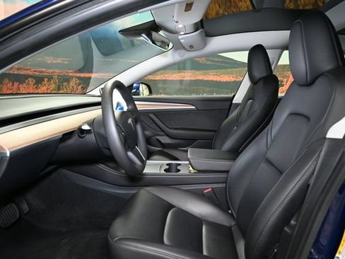 Used 2023 Tesla Model 3 Standard Range RWD image 16