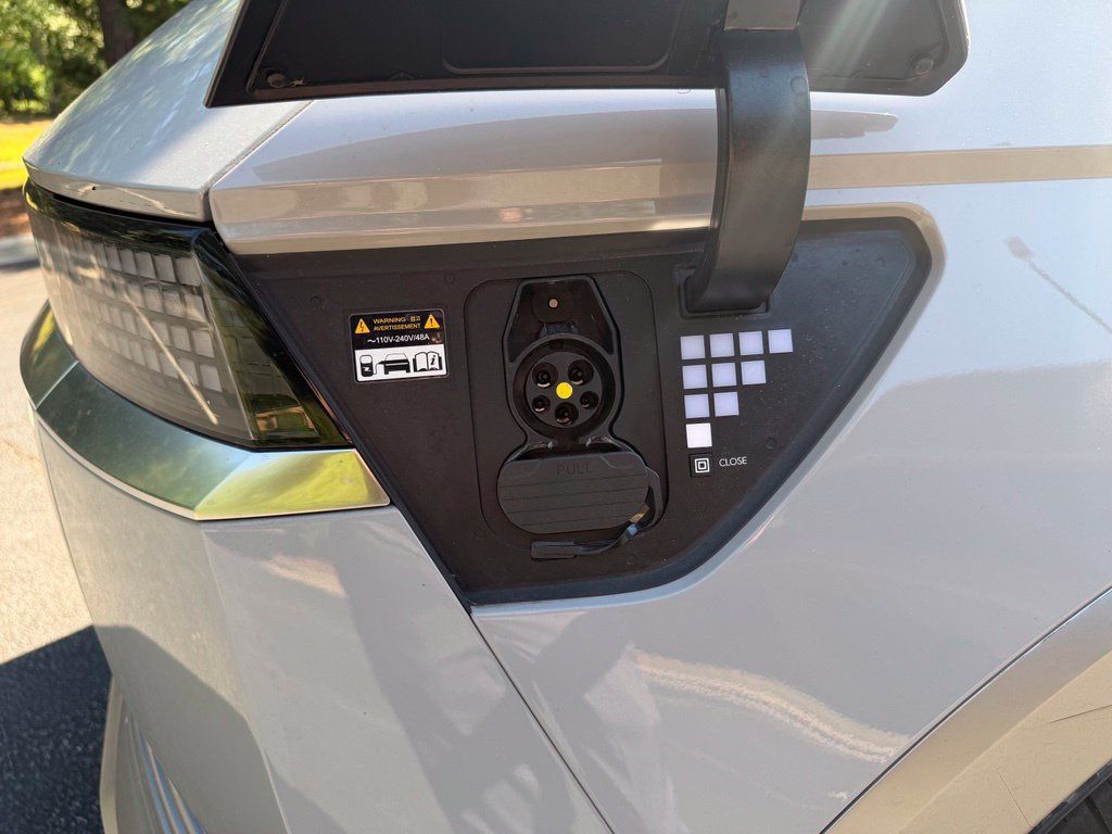 Used 2024 Hyundai Ioniq 5 Limited RWD image 23