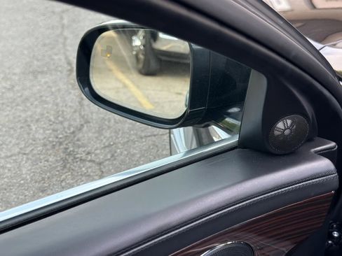 Used 2015 Jaguar XJ L Portfolio image 12