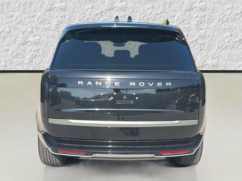 Used 2024 Land Rover Range Rover SE AWD/4WD image 4