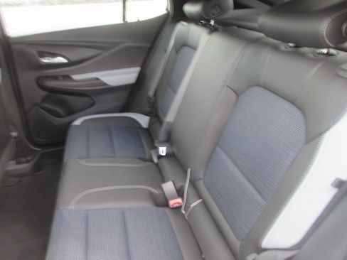 New 2026 Buick Envista Preferred image 14