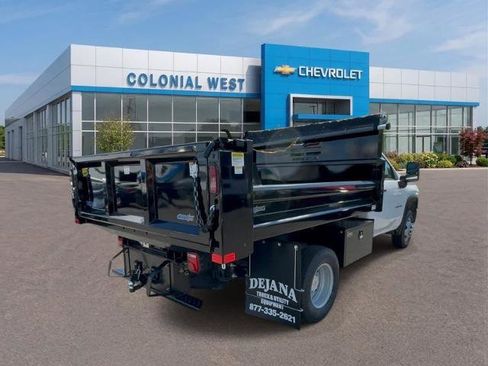 Used 2026 Chevrolet Silverado 3500 W/T w/ WT Convenience Package AWD/4WD image 5