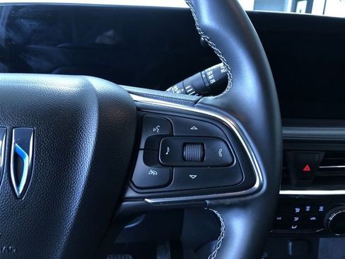 Used 2025 Buick Encore GX Preferred image 27