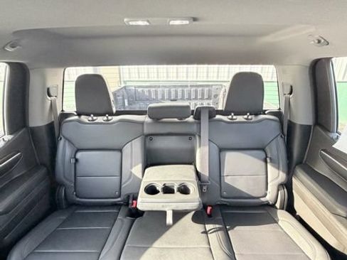 Certified 2023 GMC Sierra 1500 SLT w/ SLT Premium Package AWD/4WD image 38