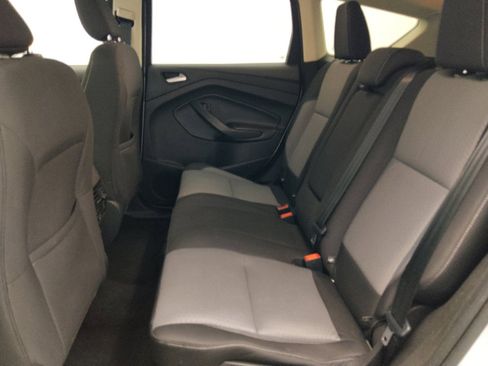 Used 2018 Ford Escape SE FWD image 18