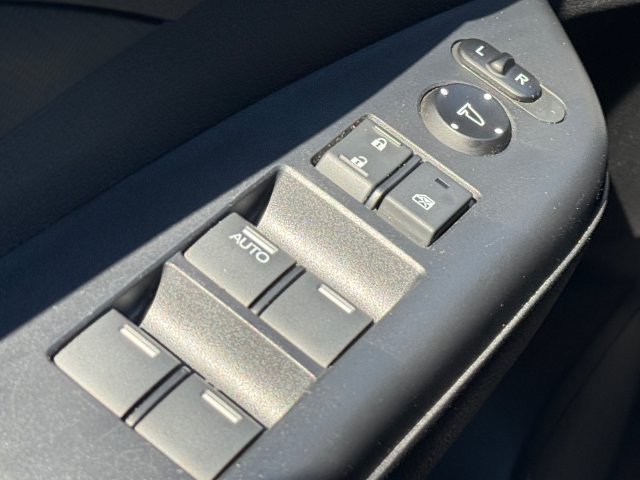 Used 2014 Honda CR-V LX image 16