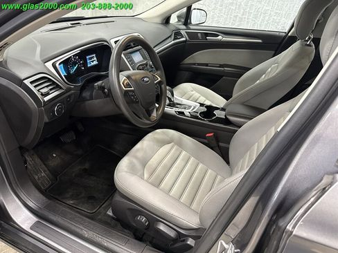 Used 2014 Ford Fusion S image 2