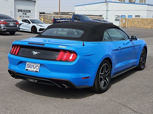 Used 2022 Ford Mustang Premium image 4