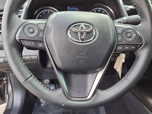 Used 2024 Toyota Camry SE FWD image 17