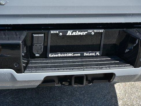 New 2025 GMC Sierra EV Denali image 12