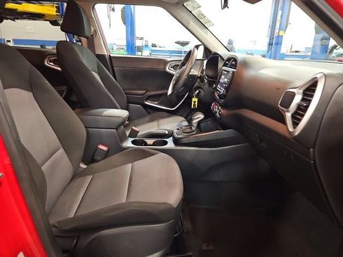 Used 2024 Kia Soul LX w/ Option Group 015 image 14