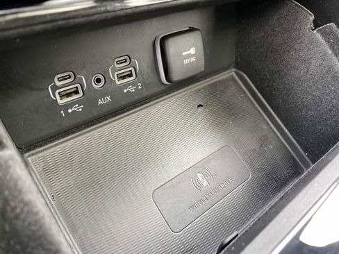 Used 2021 Jeep Grand Cherokee L Limited w/ Luxury Tech Group II image 33