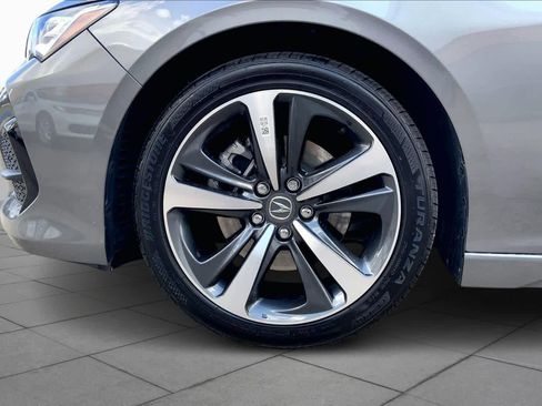 Certified 2025 Acura TLX w/ Technology Package image 10