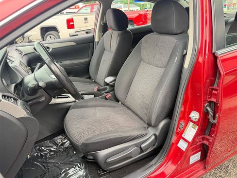 Used 2015 Nissan Sentra SV FWD image 13