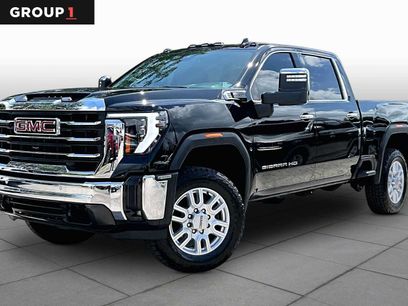 Used 2024 GMC Sierra 2500 SLT w/ SLT Premium Package