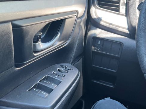 Used 2019 Honda CR-V LX image 23