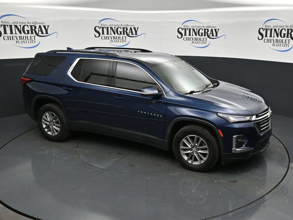 Used 2023 Chevrolet Traverse LT FWD image 18