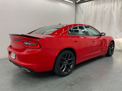 Used 2021 Dodge Charger SXT w/ Blacktop Package RWD image 7