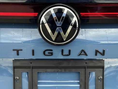 New 2026 Volkswagen Tiguan SE R-Line FWD image 31