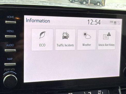 Certified 2024 Toyota Sienna Limited image 20