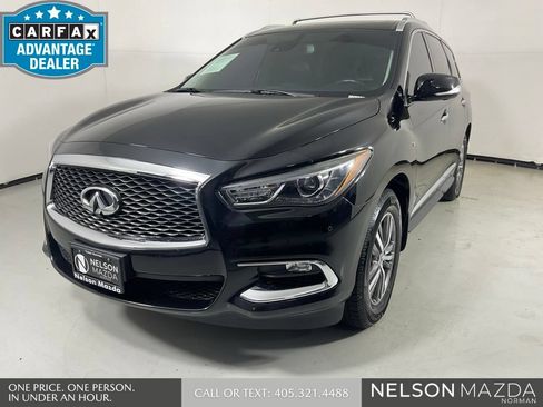 Used 2020 INFINITI QX60 Luxe w/ Essential Package FWD image 1