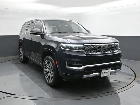 Used 2023 Jeep Grand Wagoneer Series III AWD/4WD image 15