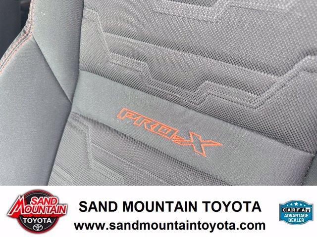 Used 2025 Nissan Frontier Pro-X w/ Tow Package RWD image 16