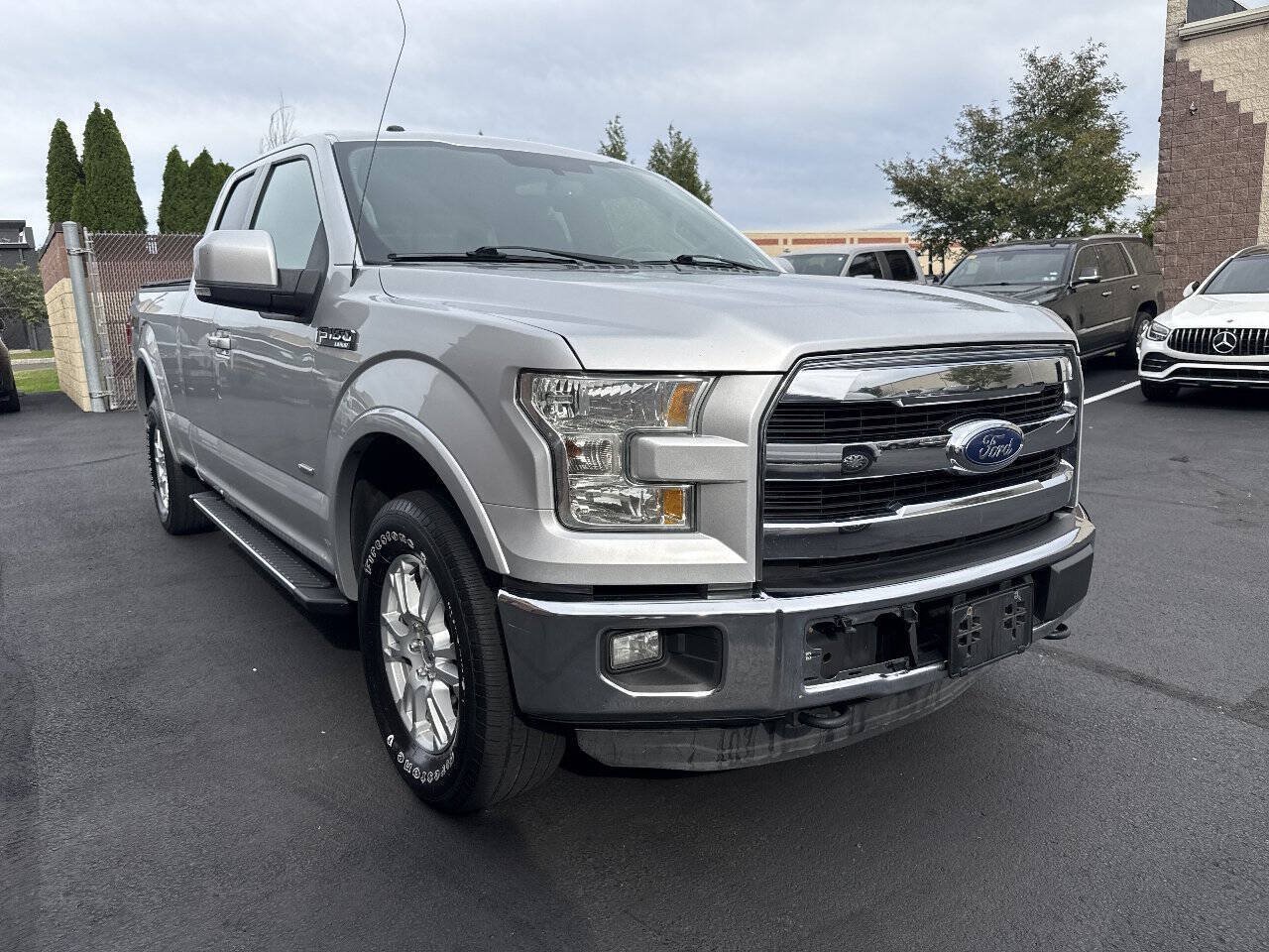 Used 2015 Ford F150 Lariat w/ Equipment Group 501A Mid AWD/4WD image 6