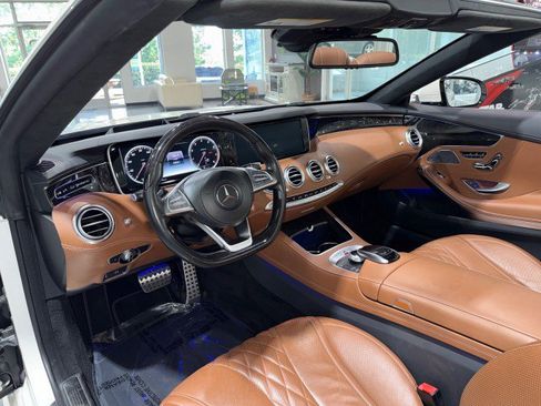 Used 2017 Mercedes-Benz S 550 Cabriolet image 9