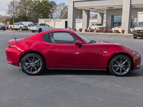 Used 2019 MAZDA MX-5 Miata RF Grand Touring image 2