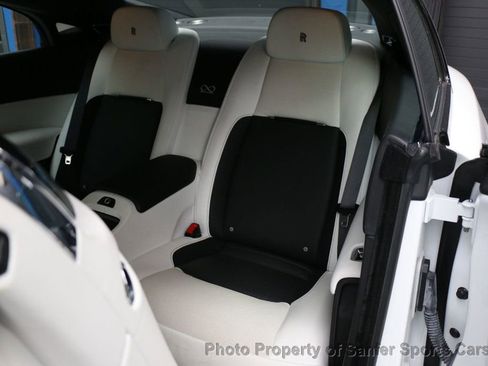 Used 2021 Rolls-Royce Wraith RWD image 30
