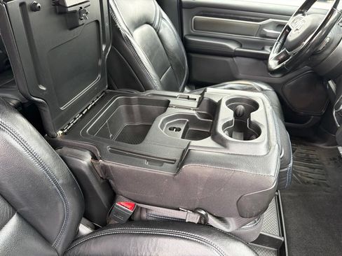 Used 2021 RAM 1500 Big Horn AWD/4WD image 32