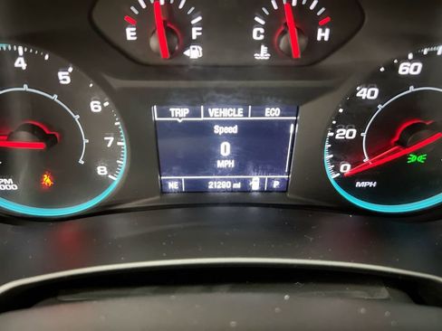 Used 2023 Chevrolet Equinox LS image 16