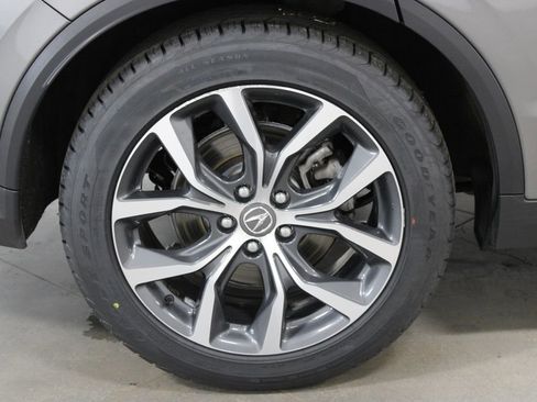 Used 2023 Acura MDX SH-AWD w/ Technology Package image 14
