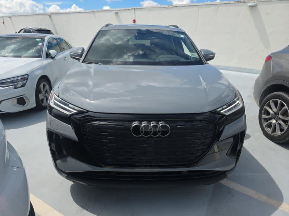 Used 2024 Audi Q4 e-tron Prestige w/ Black Optic Package AWD/4WD image 3