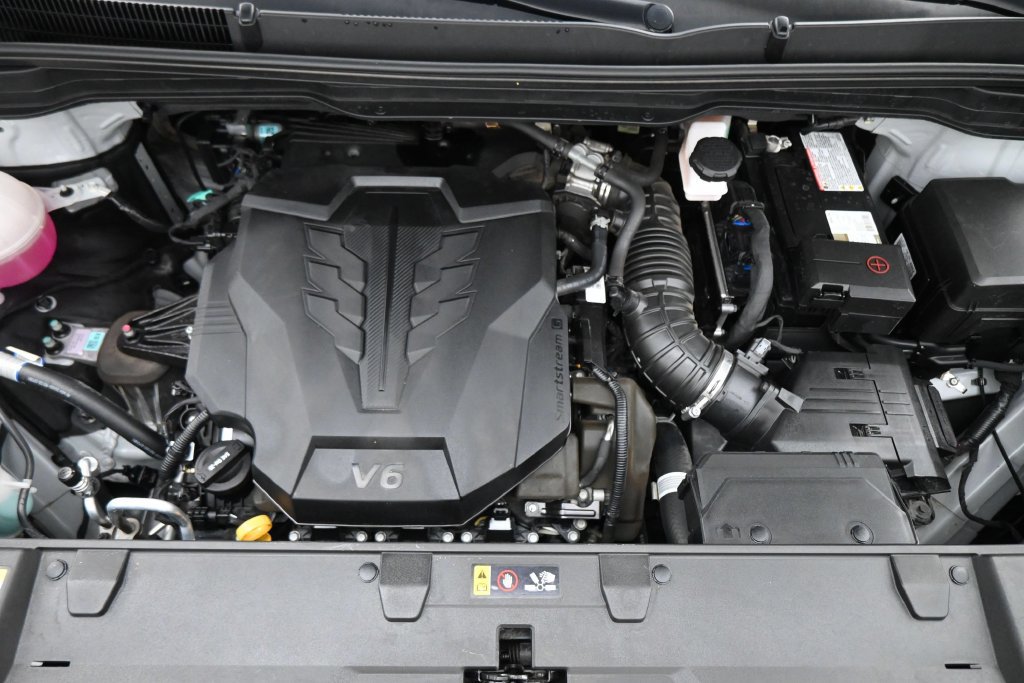 Used 2024 Kia Carnival SX Prestige FWD image 20