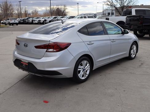 Used 2019 Hyundai Elantra SEL image 6