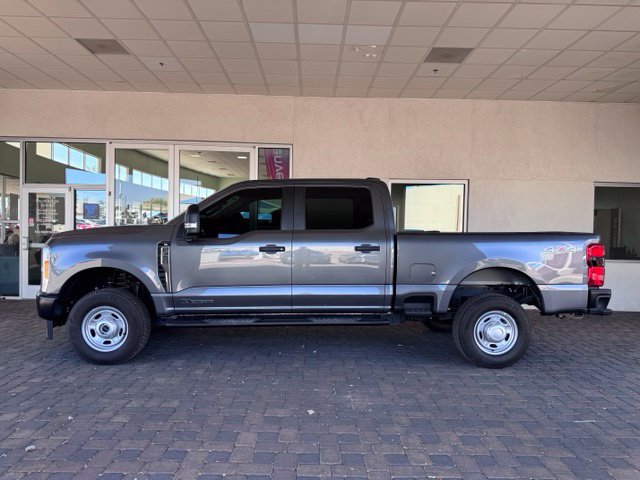 New 2025 Ford F350 XL w/ 360-Degree Camera Package AWD/4WD image 2