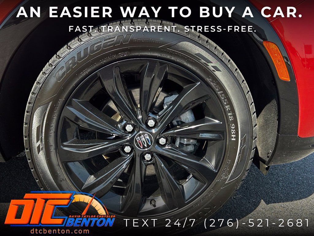 Used 2024 Buick Envista Sport Touring w/ Convenience II Package FWD image 23