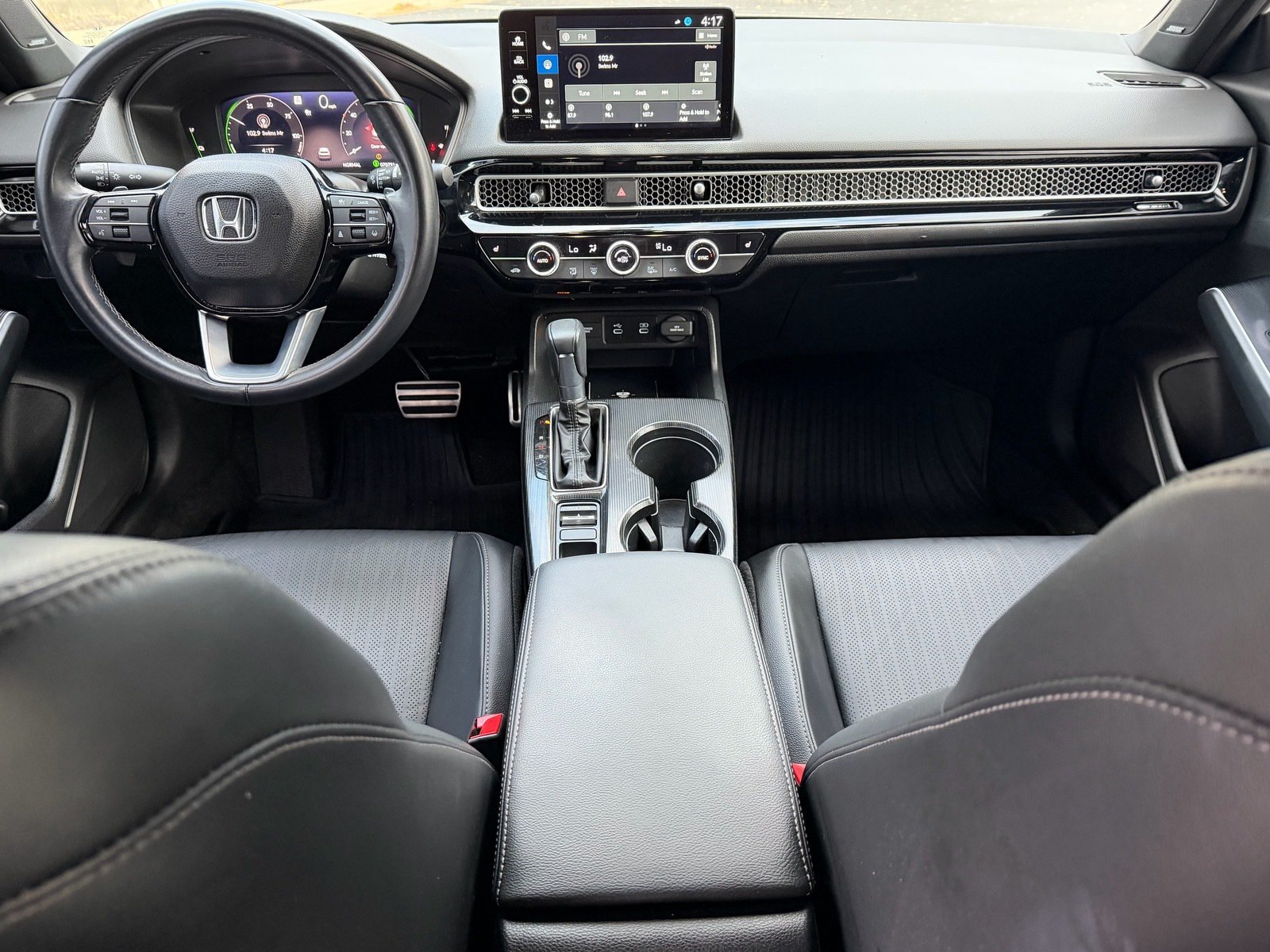 Used 2025 Honda Civic Sport image 19