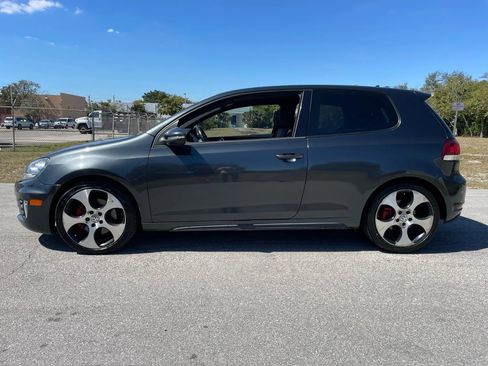 Used 2010 Volkswagen GTI 2.0T 2-Door image 10